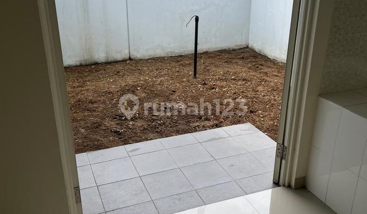 Rare !!! For Sale 2-Story House 7x17 Suvarna Sutera 2