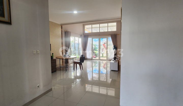 Jual Cepat Rumah 2 Lantai 10x20 Di Suvarna Sutera Sudah Renov 2