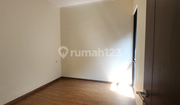 Termurah !!! Jual Cepat Rumah Suvarna Sutera 2 Lantai 8X15 2