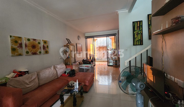 Jual Rumah Suvarna Sutera Area Golf Sudah Renov Dan Semi Furnished