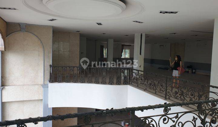 Sewa gedung  CBD Surabaya Barat 2