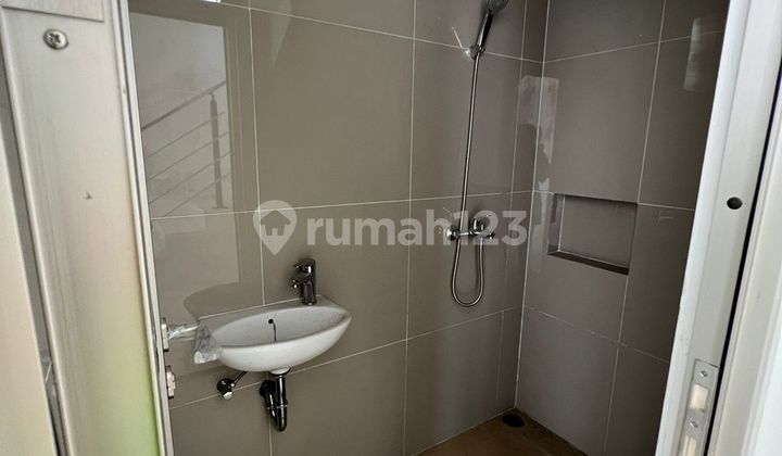 Selling at a loss: 100% new house & ready to occupy 2