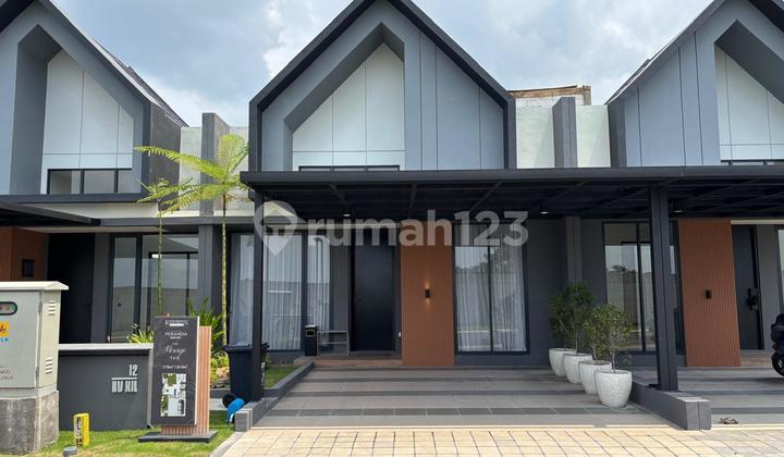 Luxury House in Exclusive Area Sidoarjo