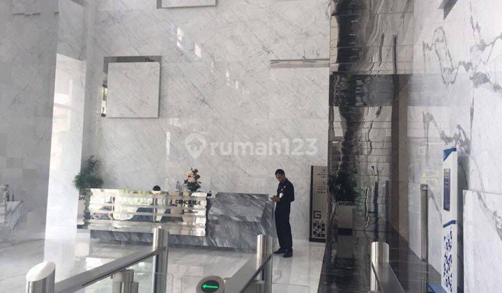 Jual Ruang Kantor Soho Capital Office Tower Podomoro City Fully Furnished 3