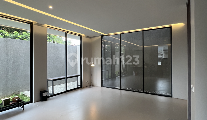 Rumah Asri Disewakan di Ruma Cirendeu  2