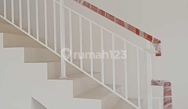 2-Story Shop House in Good Condition at The Savoy Jgc, East Jakarta