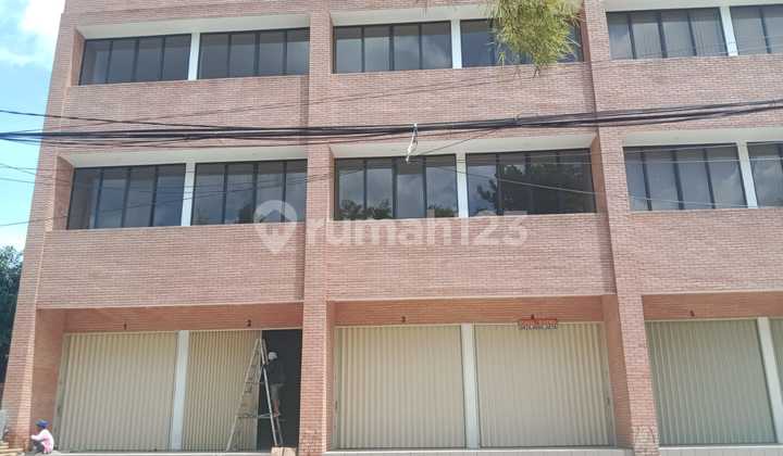 For Sale 4 Ready-to-Use Strategic Shop Houses in Curug Karawaci, Tangerang