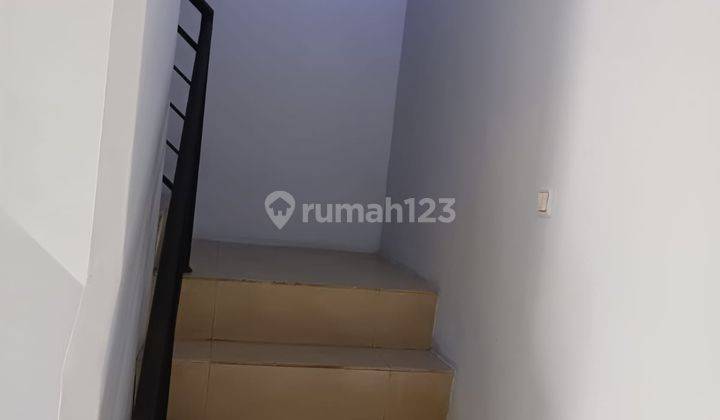 Disewakan Ruko 2,5 Lantai Bagus di Boulevard Harapan Indah, Bekasi 2