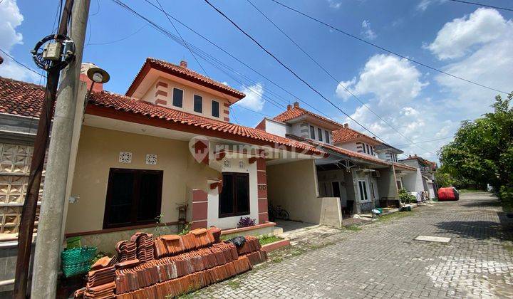 Rumah Murah Lahan Luas 224 M2 Di Perumahan Cluster Pinggir Jalan Raya 