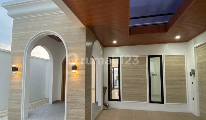 Luxurious House Near Pasar Kliwon Wirun Mojolaban 2