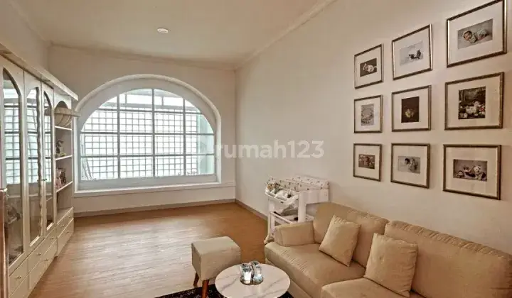 Rumah Mewah Di Perumahan Cluster Elite Solo Baru 2