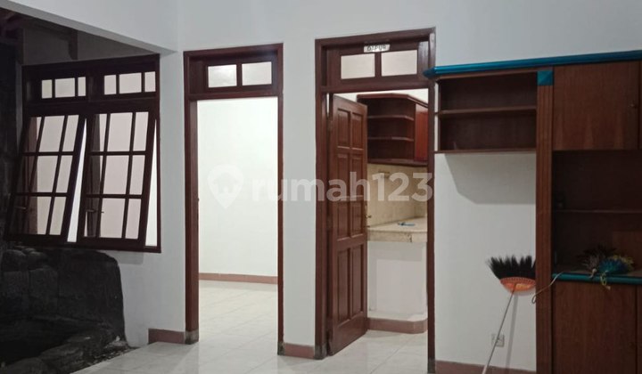 Rumah Plus Toko Pinggir Jalan Raya Jajar Laweyan Solo 2