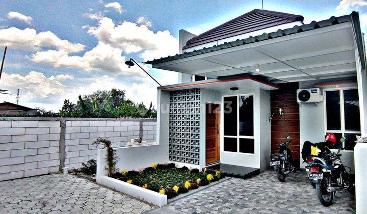 Rumah cluster one gate termurah di kawasan berkembang solo baru 1