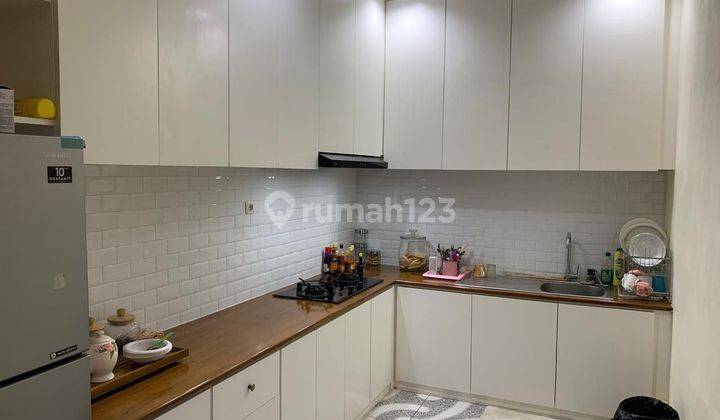 Rumah mewah di Laweyan 2 Lantai Shm sangat cantik sekali 10