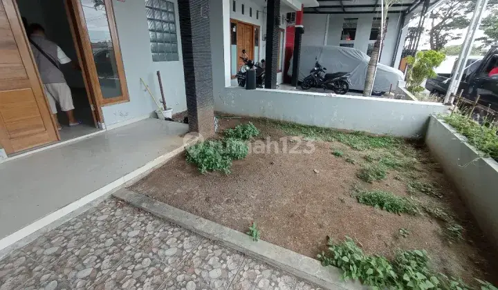 Rumah cantik di perumahan cluster di Bulakrejo Bagus Selatan 5