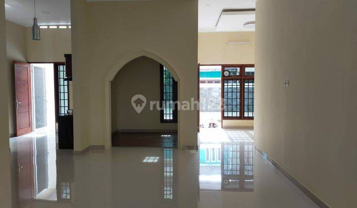 Rumah mewah 2 Lantai di Gedongan colomadu kawasan perumahan 6