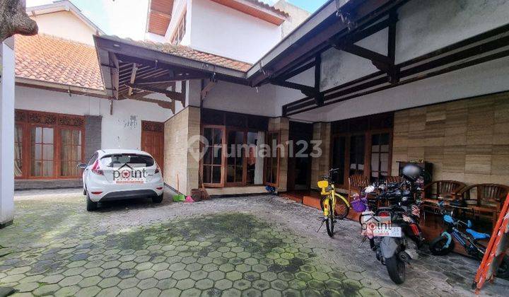 Rumah mewah lahan luas 2 Lantai di Purwosari Laweyan solo kota 1