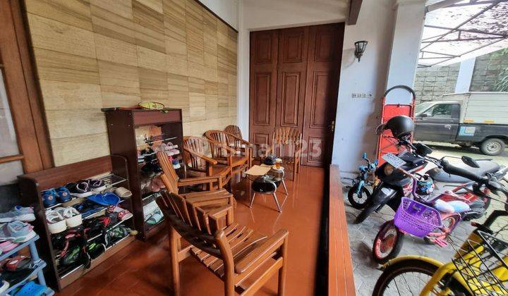 Rumah mewah lahan luas 2 Lantai di Purwosari Laweyan solo kota 2