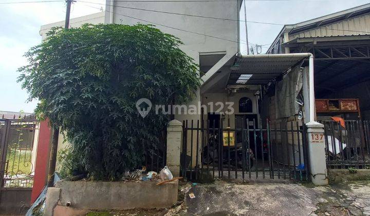 Rumah kost 2 Lantai full penghuni di Kentingan jebres solo 4