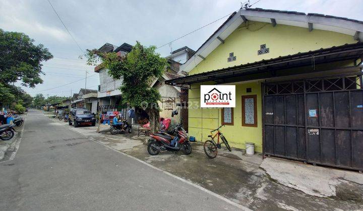 Rumah kost di Gulon dekat kampus UNS murah meriah 1