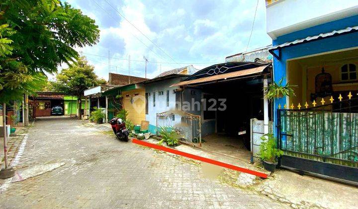 Rumah second 2 Lantai di Plumbon wetan mojolaban murah 1