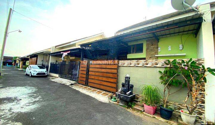 Rumah cantik di cluster tohudan colomadu murah 1