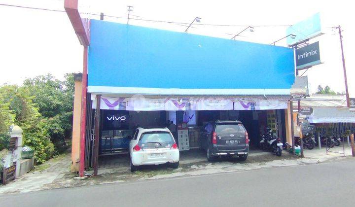 Rumah plus toko pinggir jalan ramai di Ngringo jaten karanganyar