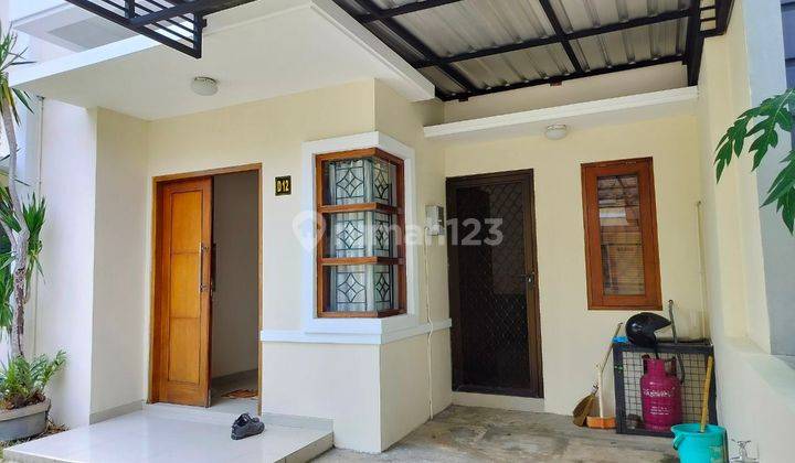 Rumah di Lor inn residence 2 Lantai murah pinggir jalan raya 2