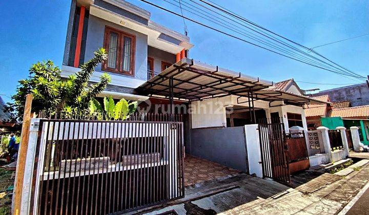 Rumah mewah 2 Lantai di Manahan solo kota siap huni 1