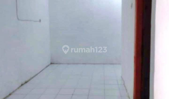 Rumah mewah 2 Lantai di perumahan Baturan fajar indah 2