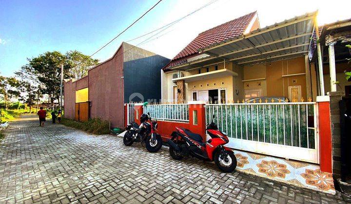 Rumah cantik di perumahan cluster gadingan mojolaban 1