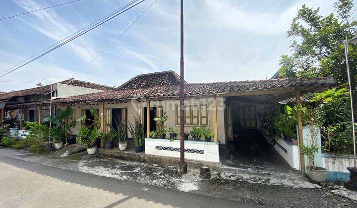 Rumah cantik full jati lawas di Wirun mojolaban lokasi strategis 2