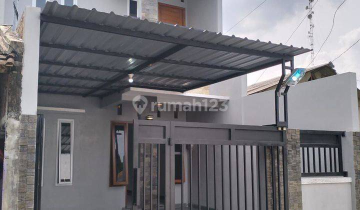 Rumah Mewah 2 Lantai Murah Dekat Jalan Raya 2