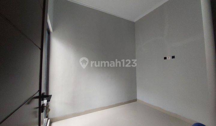 Rumah Mewah Harga Murah Di Kadipiro Banjarsari Solo  2