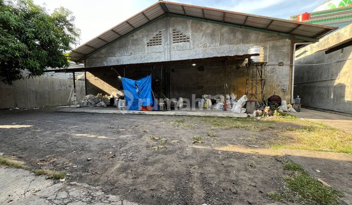 Plastic Former Warehouse Beside Main Road Tronton Access 2280.0 m²