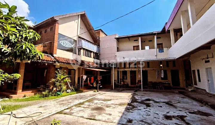 Boarding House, 2 Floors, 696 M2 + Main House in Kadipiro Banjarsari Solo 2