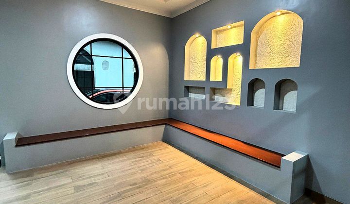 Rumah Cantik di Perumahan Cluster Belakang Uns Mojosongo Jebres