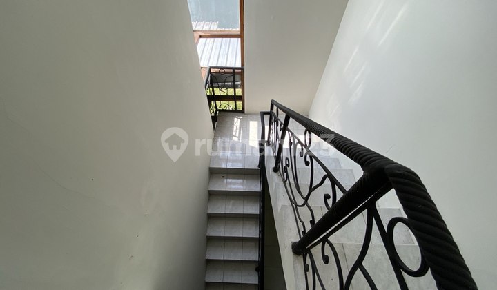 Rumah Cantik Di Perumahan Cluster Solo Kota 2