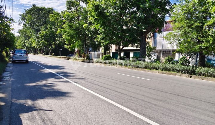 Roadside Business Space Sriwedari Laweyan Slamet Riyadi