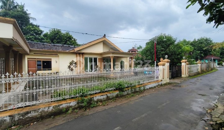 Rumah Lahan Luas 822M2 di Teras Boyolali