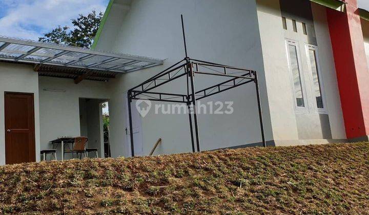 Rumah Villa Plus Furnish Dan Kebun Luas Dekat Candi Cetho 2