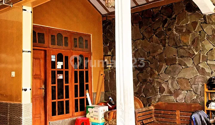 Comfortable House in Jaten Ngringo Housing, Karanganyar 2
