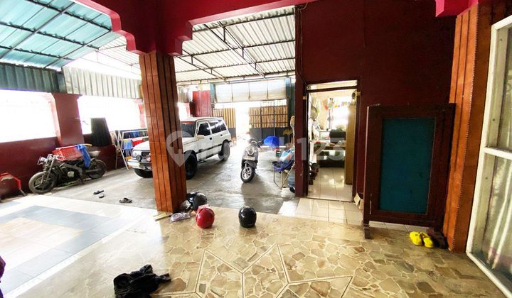 Rumah Plus Toko Pinggir Jalan Raya Mangesti Gentan 2