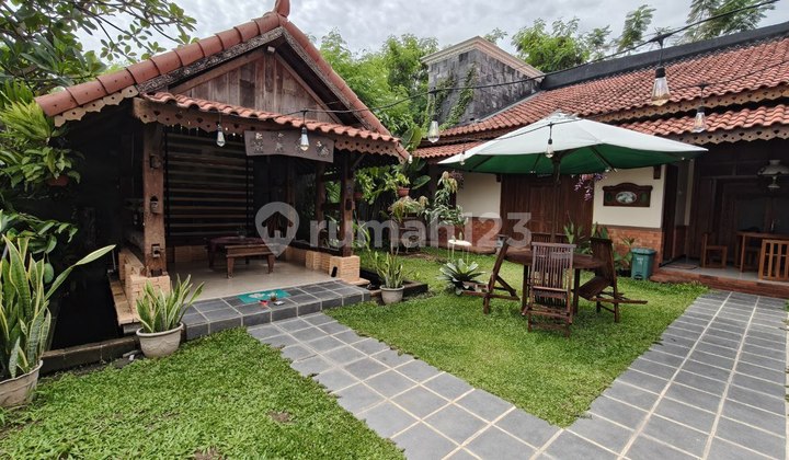 Sumber Banyuanyar Banjarsari Solo Roadside Restaurant