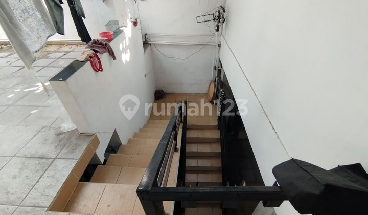 20-Room Boarding House Price Drop Near UNS Jebres Campus