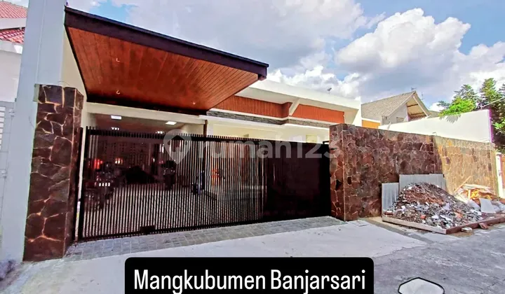 Rumah Mewah Mangkubumen Banjarsari Dekat Paragon Mall