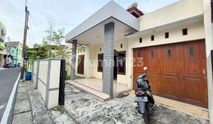 Mangkubumen House Banjarsari Near Paragonmall Price Drop 2