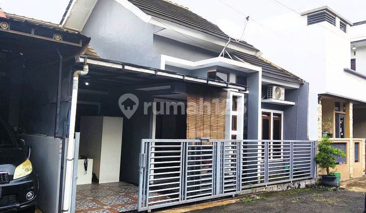 Beautiful Colomadu House in Malangjiwan Cluster Housing Beautiful Colomadu House in Malangjiwan Cluster Housing