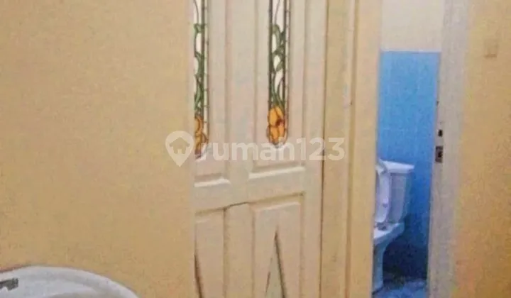 Women's Boarding House Near UMS Karangasem Campus, Laweyan. Women's Boarding House Near UMS Karangasem Campus, Laweyan.