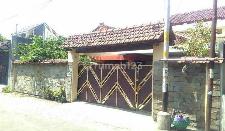 Rumah Lahan Luas 289 M2 Dekat Masjid Zayed Gilingan 1